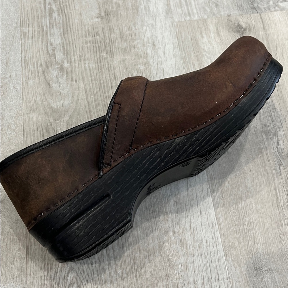 Dansko Brown Leather Clogs 40 - Picture 3 of 13